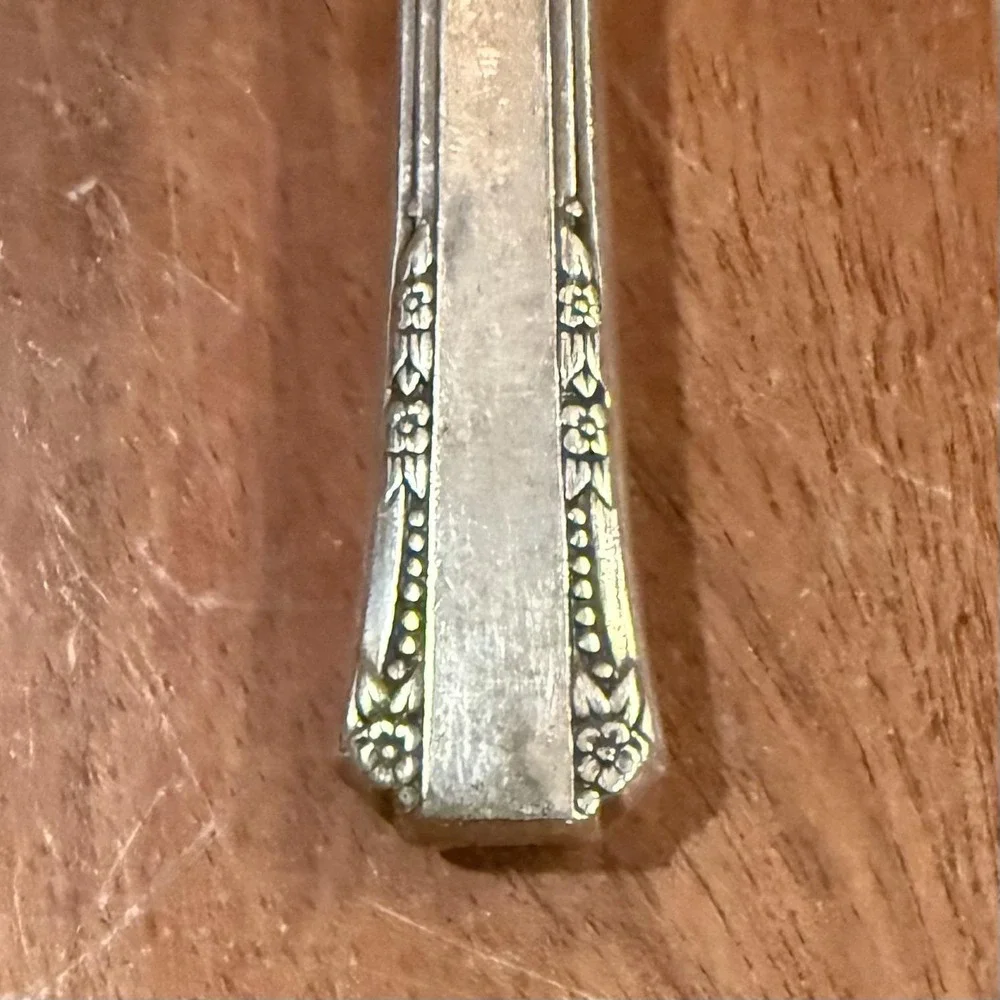 SETof9 VTG 1881 Rogers‎ Oneida Silverplate Stainless DEL MAR Dinner Knives 9
